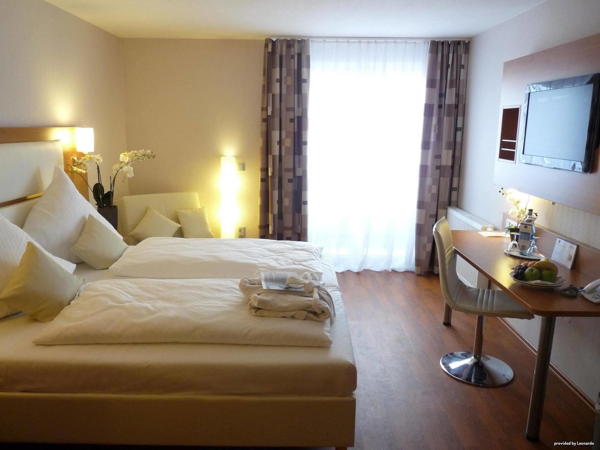 Plaza Inn Heilbronn Room photo